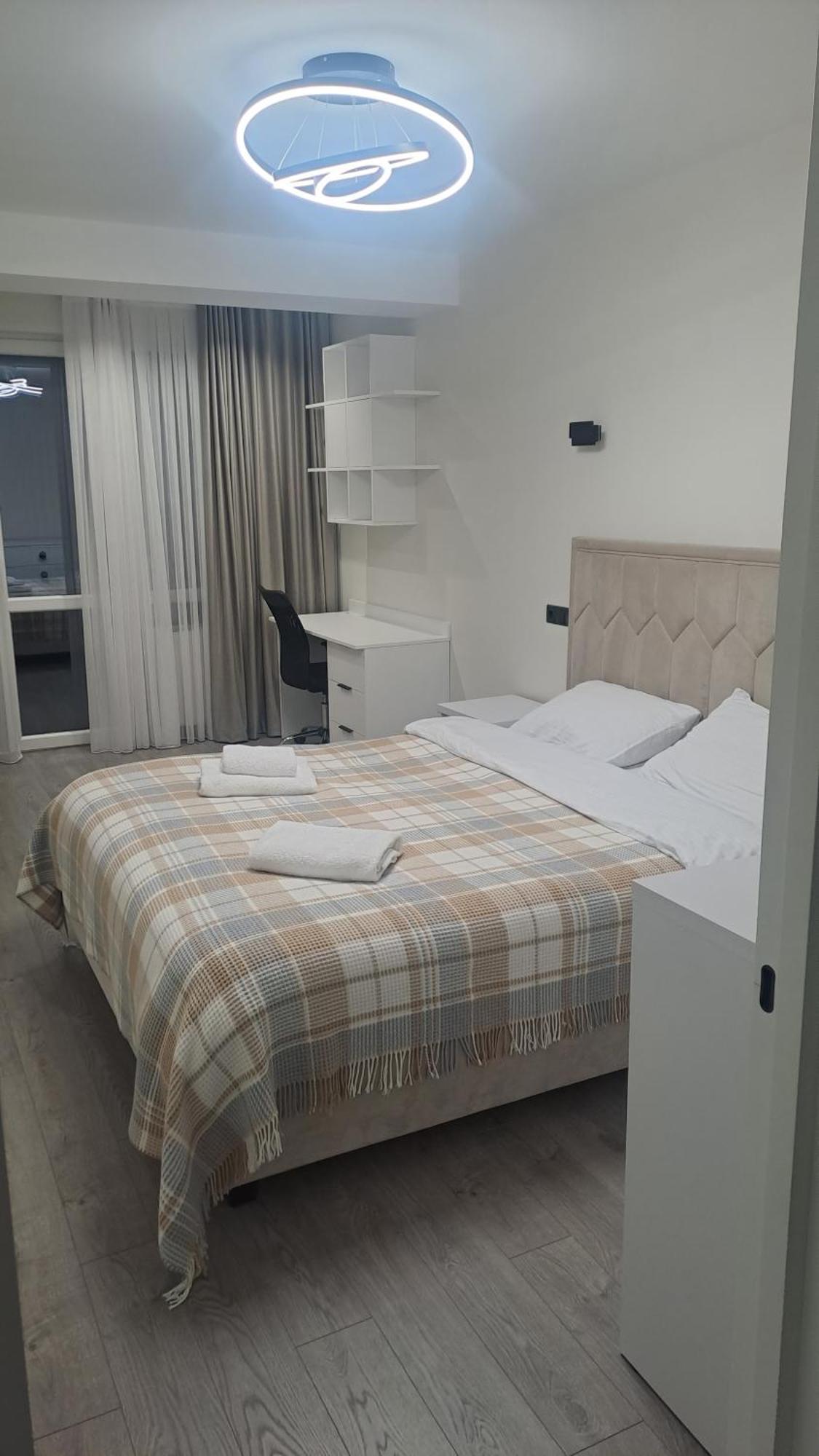 Аэропорт Апартаменты 24&24 Kişinev Dış mekan fotoğraf